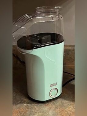 Dash Popcorn Maker